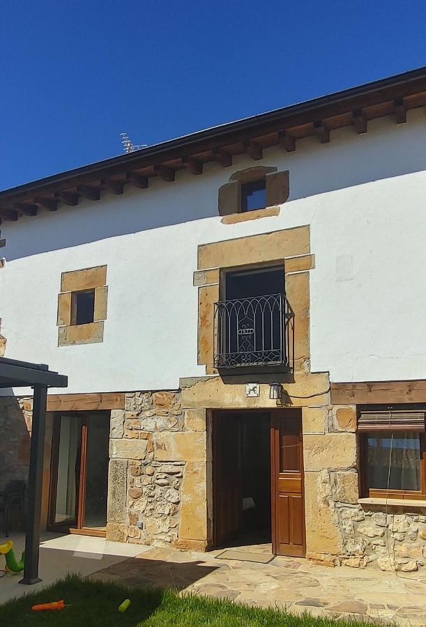Casa Del Medio * Fuentecantos